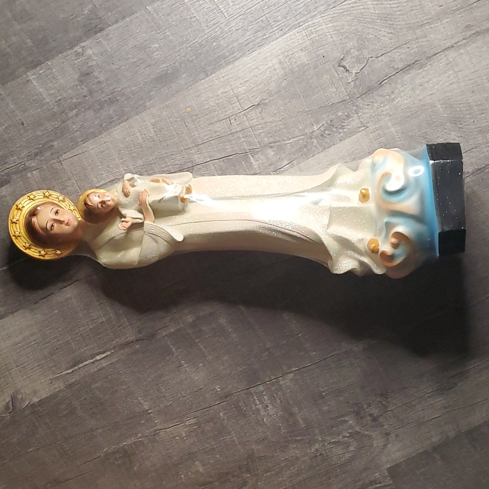 Gorgeous Mother Mary & baby Jesus